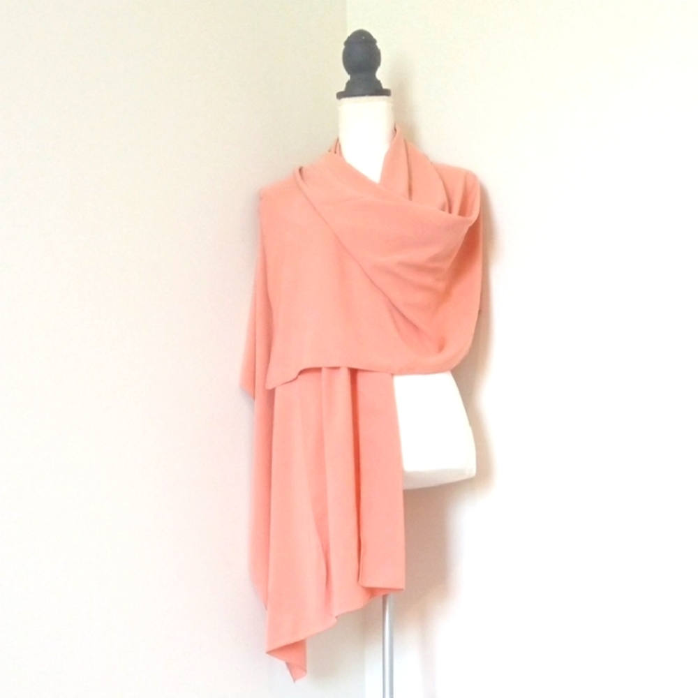 IPEKCE  Shawl